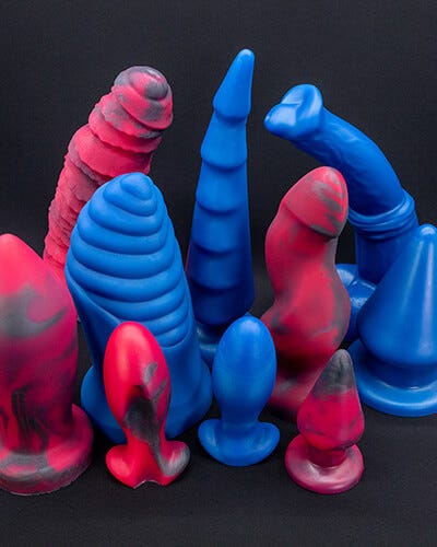 Topped Toys